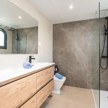 Campanario Townhouse By Interhome Hébergement de vacances